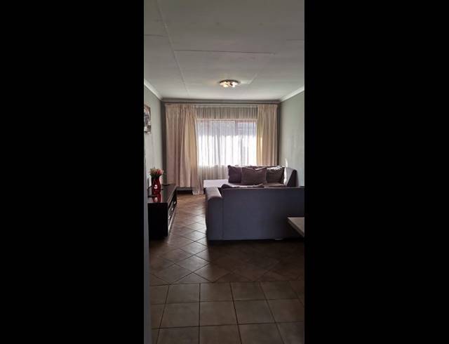 2 BEDROOM PROPERTY TO RENT IN HECTORTON